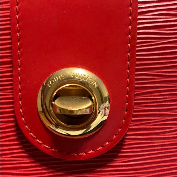 LV red shoulder bag (authentic) - Picture 2 of 14
